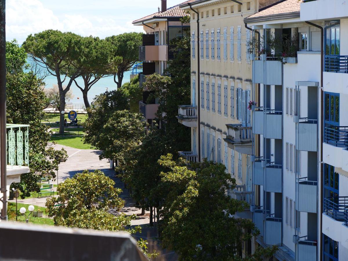 Da Silvia Attico Nel Cuore Di Grado Con Posto Auto 外观 照片